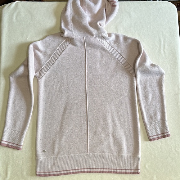 Lululemon Soothe Away Hoodie Pink - Picture 9 of 14
